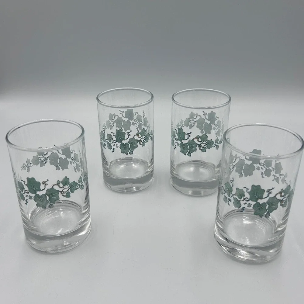 Corelle English Ivy Juice Glasses Set of 4 Clear Green Leaf Pattern 4oz